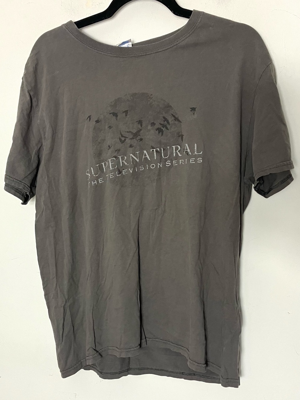 vintage Y2K Supernatural promo tee Large
